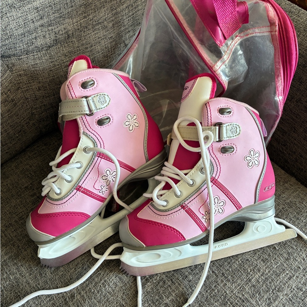 CCM Glitter Girls Skates